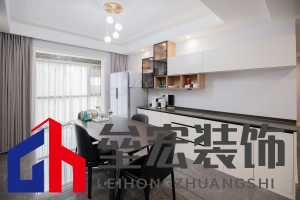 白色、木色與黑色演繹同一空間下的不同格調(diào)！