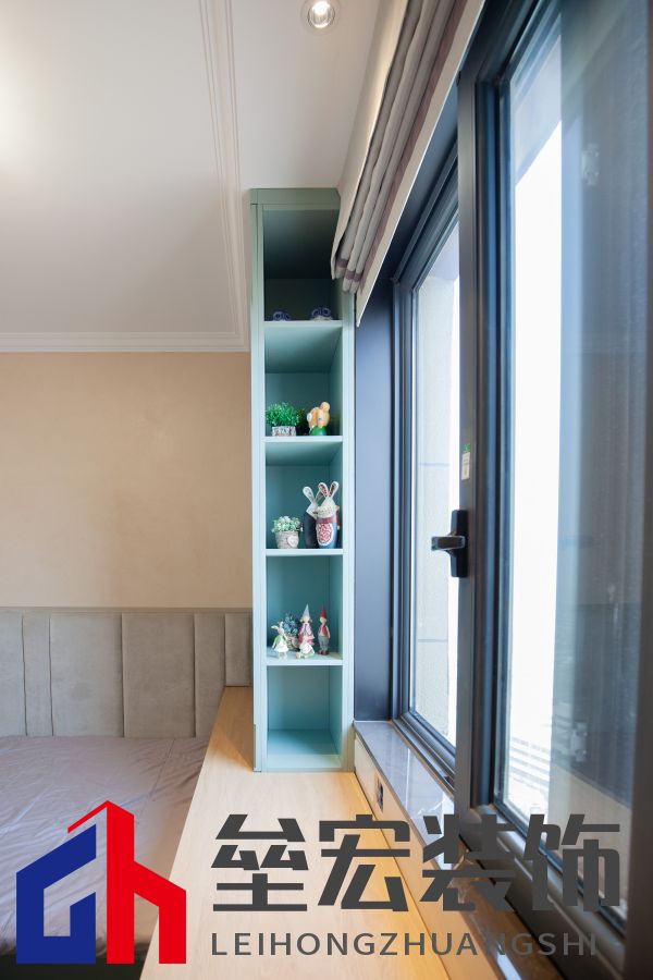 142㎡現(xiàn)代簡約丨 黑白格調(diào)下的溫柔空間！