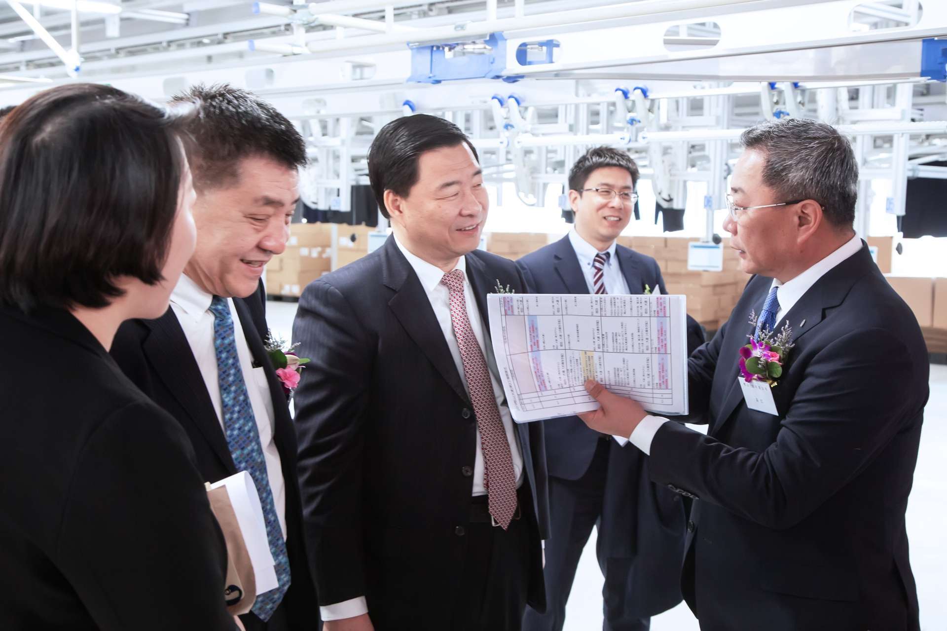 _展銷、簽約、洽談、直播精彩不斷 “石河子參展團(tuán)”火出了圈_展銷、簽約、洽談、直播精彩不斷 “石河子參展團(tuán)”火出了圈