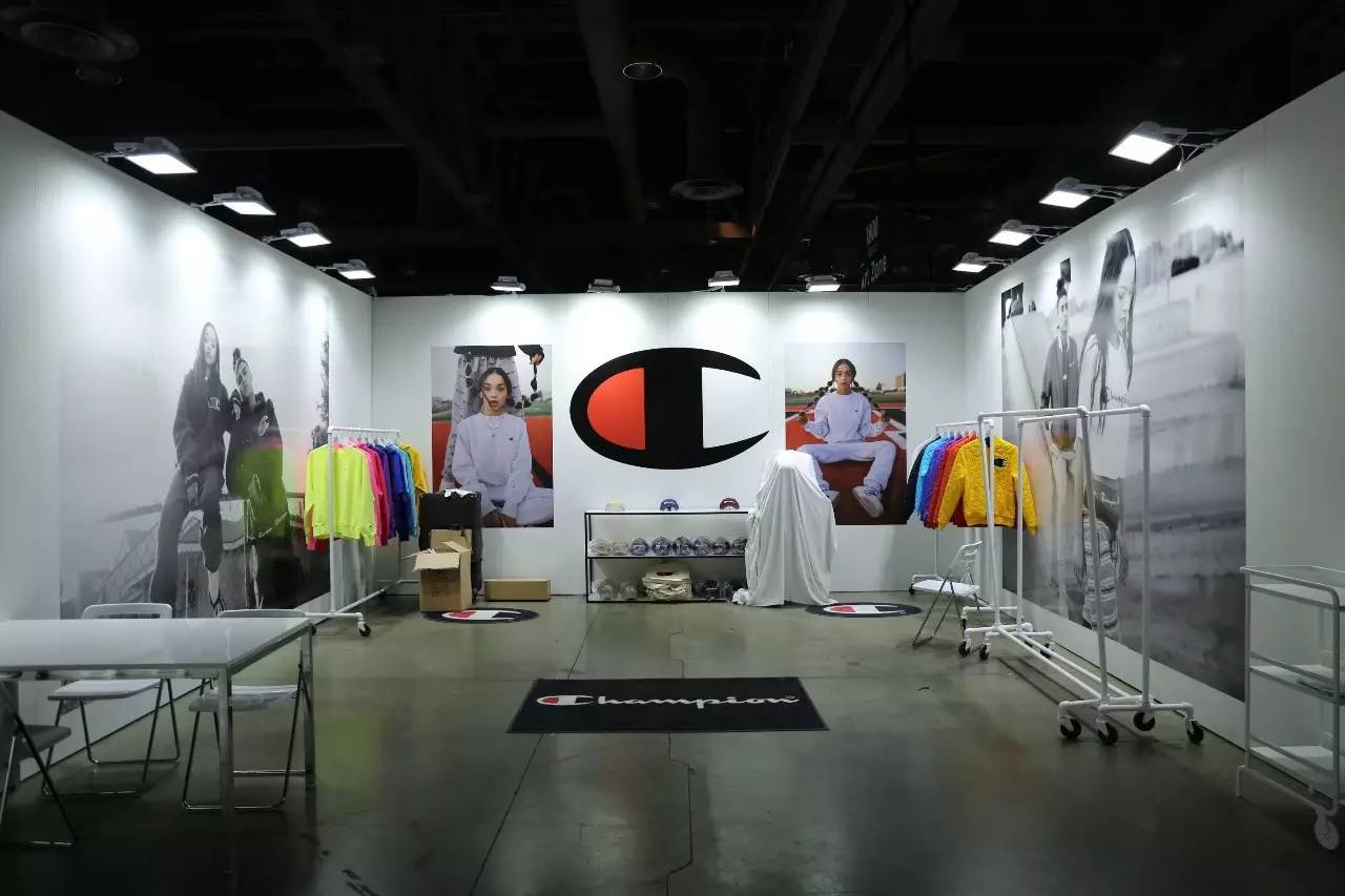 廈門裝飾設(shè)計公司排行榜_廈門設(shè)計裝飾公司_廈門裝修設(shè)計公司