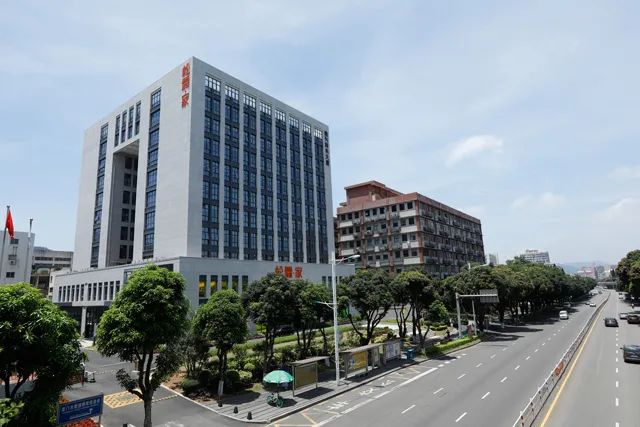 廈門裝修電話號(hào)碼查詢_廈門裝修公司電話_廈門裝修電話