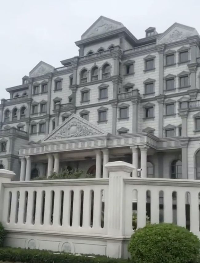 廈門別墅室內(nèi)設(shè)計(jì)公司_廈門別墅裝飾_廈門別墅裝修設(shè)計(jì)公司