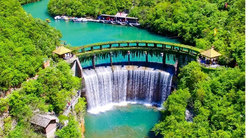 廈門(mén)場(chǎng)地婚禮布置多少錢_廈門(mén)婚禮場(chǎng)地布置_廈門(mén)婚慶布置