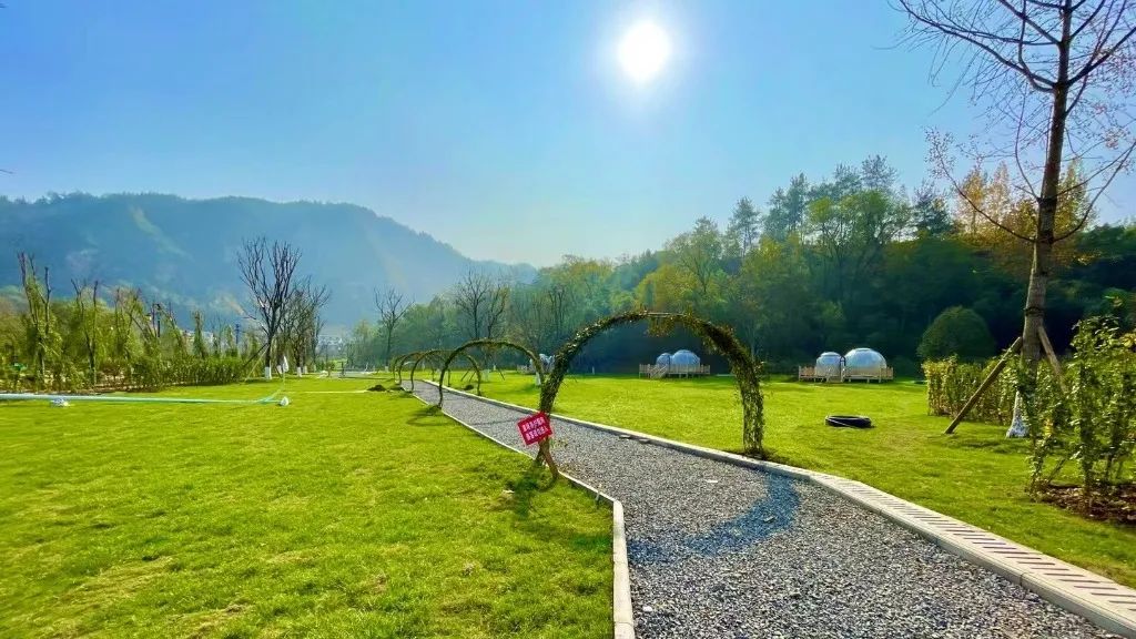 廈門(mén)場(chǎng)地婚禮布置多少錢_廈門(mén)婚禮場(chǎng)地布置_廈門(mén)婚慶布置