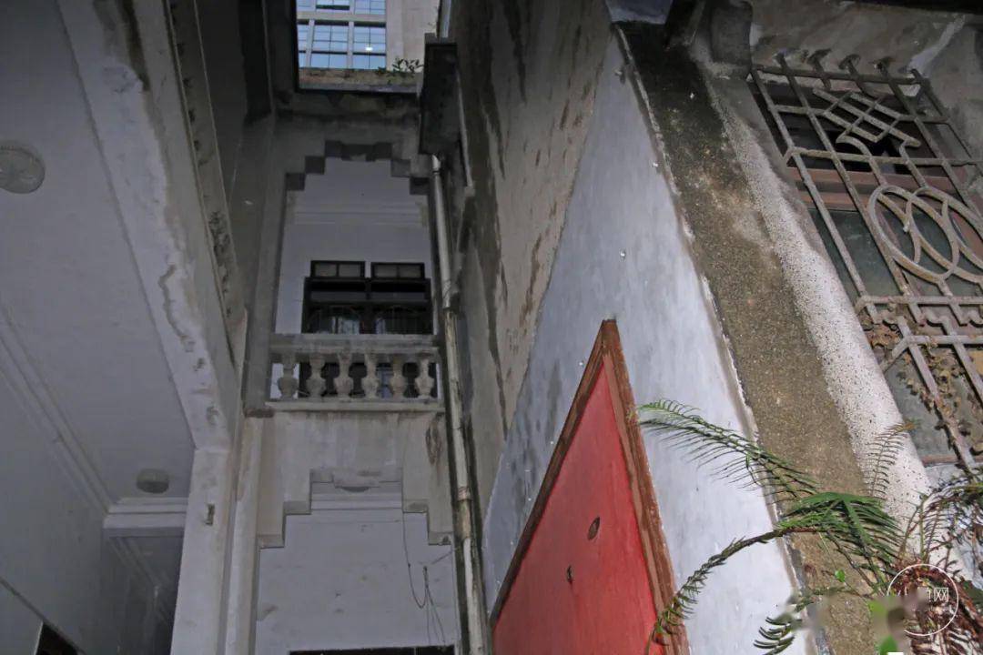 廈門(mén)裝修別墅_廈門(mén)別墅裝修價(jià)格_別墅廈門(mén)裝修圖片