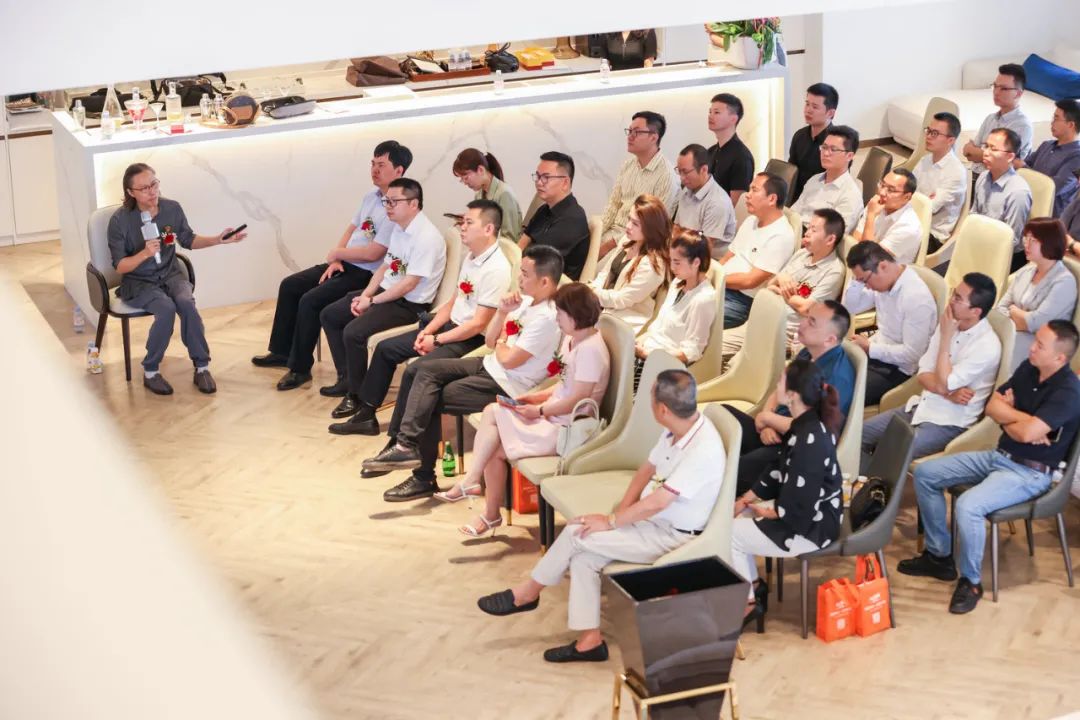 廈門建筑裝飾協(xié)會(huì)_廈門建筑裝飾協(xié)會(huì)會(huì)長(zhǎng)_廈門市裝飾協(xié)會(huì)