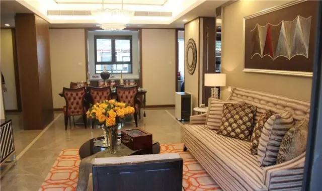 150㎡戶型四間朝南，一個創(chuàng)新的戶型，我不允許它有1㎡的浪費(fèi)。