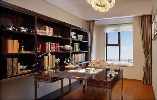 150㎡戶型四間朝南，一個創(chuàng)新的戶型，我不允許它有1㎡的浪費(fèi)。