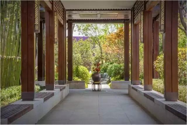 150㎡戶型四間朝南，一個創(chuàng)新的戶型，我不允許它有1㎡的浪費(fèi)。