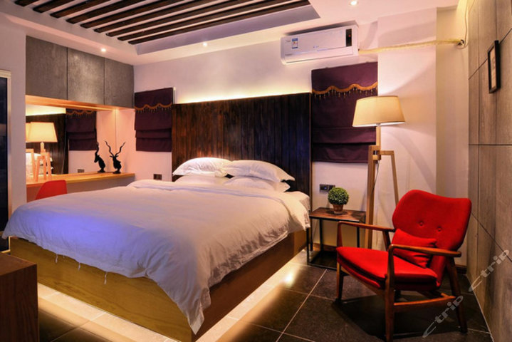 廈門(mén)別墅裝修設(shè)計(jì)公司_廈門(mén)別墅室內(nèi)設(shè)計(jì)公司_廈門(mén)別墅家裝設(shè)計(jì)