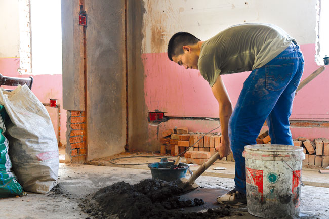 廈門(mén)家裝水電工_廈門(mén)水電工上門(mén)維修_廈門(mén)電工家裝水電價(jià)格