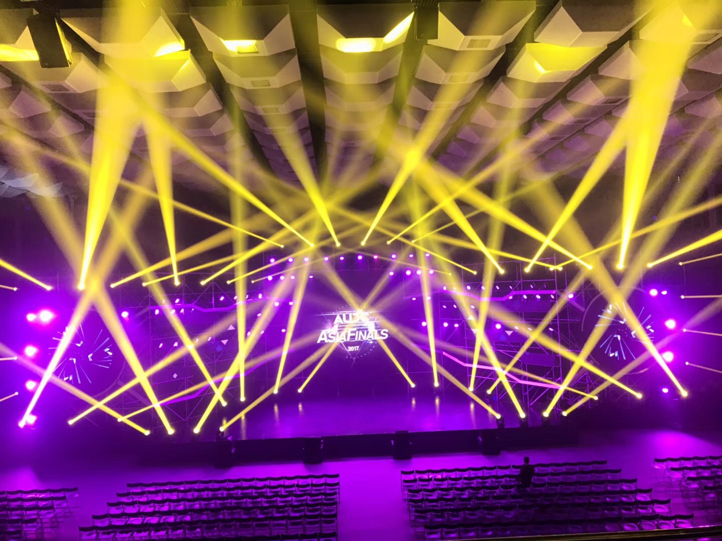 廈門(mén)會(huì)議布置_廈門(mén)會(huì)場(chǎng)布置_廈門(mén)會(huì)議場(chǎng)地