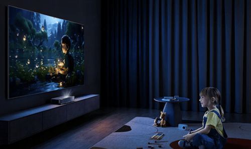 連續(xù)幾天熬夜刷劇后，我發(fā)現(xiàn)海信激光電視的“護眼”是真的！