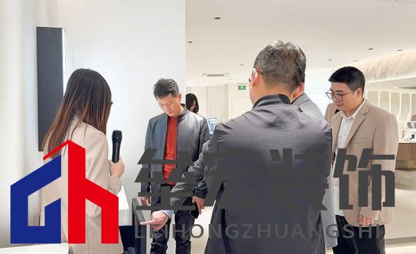 十大衛(wèi)浴品牌-鷹衛(wèi)?。簞?wù)實(shí)創(chuàng)新，共謀發(fā)展，全力開啟2025新征程！